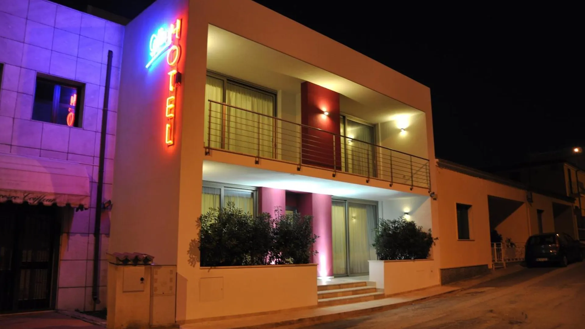 Gil\'S Hotel location
